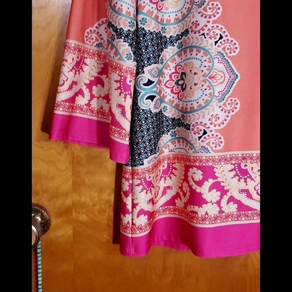 Sunny Leigh Paisley Long Sleeve Tunic - Picture 5 of 6